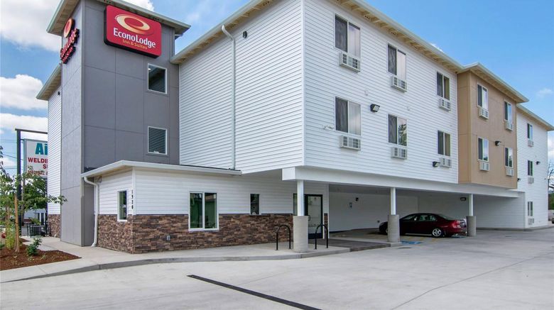 <b>Econo Lodge Inn & Suites Exterior</b>. Images powered by <a href="https://iceportal.shijigroup.com/" title="IcePortal" target="_blank">IcePortal</a>.