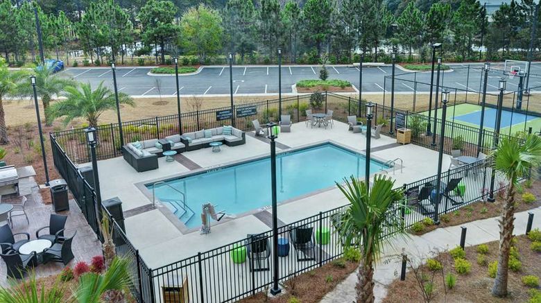 <b>Homewood Suites by Hilton Savannah Arpt Pool</b>. Images powered by <a href="https://iceportal.shijigroup.com/" title="IcePortal" target="_blank">IcePortal</a>.