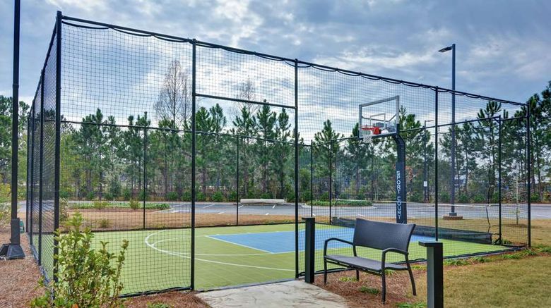 <b>Homewood Suites by Hilton Savannah Arpt Recreation</b>. Images powered by <a href="https://iceportal.shijigroup.com/" title="IcePortal" target="_blank">IcePortal</a>.