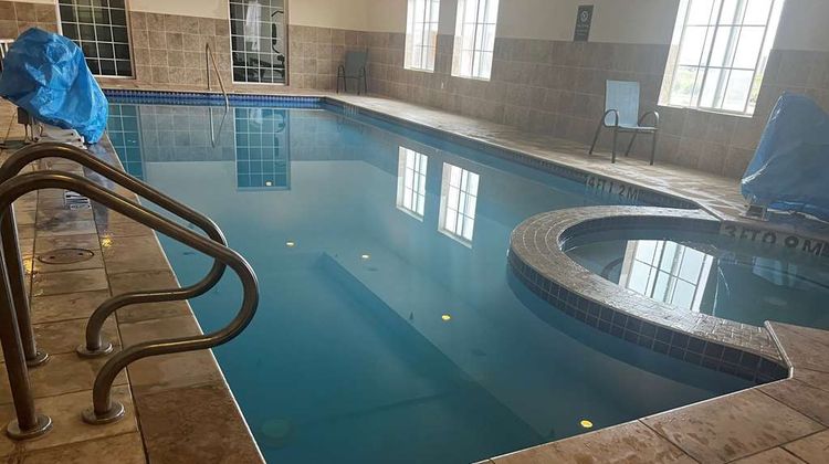 Baymont Inn & Suites Brenham Pool