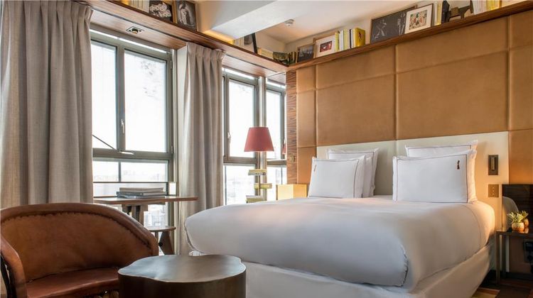 Hotel Brach Paris Room