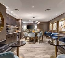 Town Inn Suites Lobby