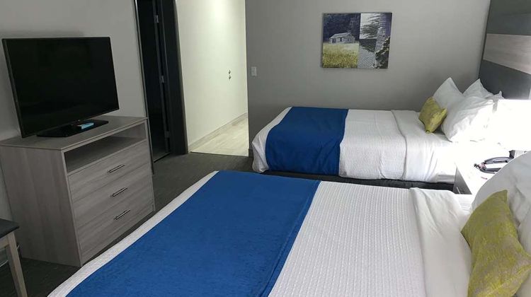 Best Western Plus Clarks Summit Scranton Suite