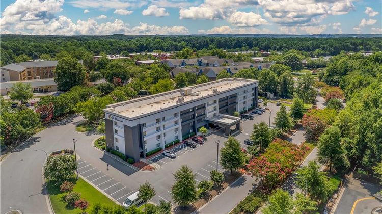 Quality Inn & Suites Raleigh Airport Exterior