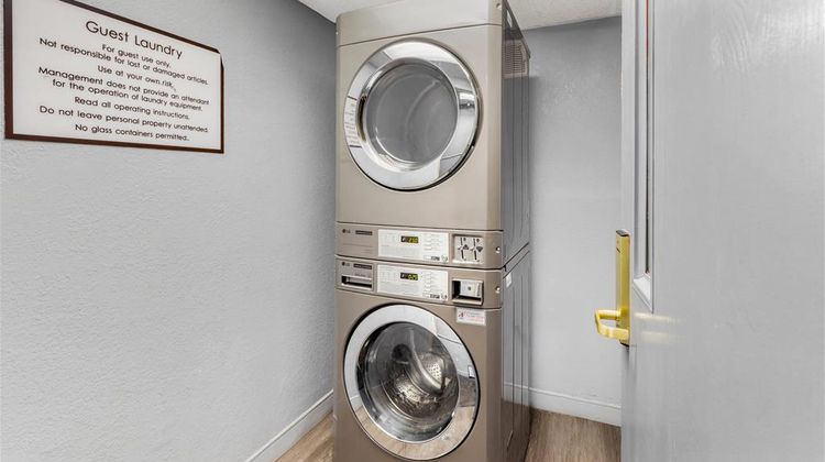 Quality Inn & Suites Raleigh Airport Other