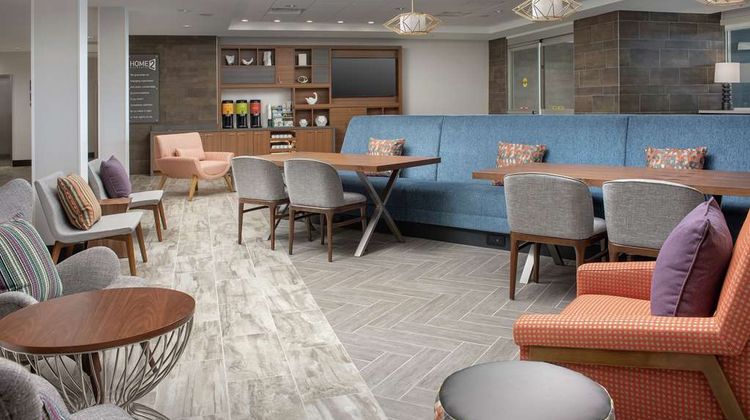 Home2 Suites Charlottesville Dtwn Lobby