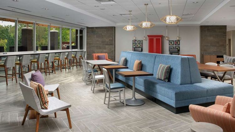 Home2 Suites Charlottesville Dtwn Lobby
