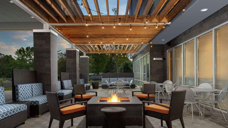 Home2 Suites Charlottesville Dtwn Exterior