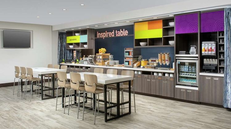 Home2 Suites Charlottesville Dtwn Restaurant