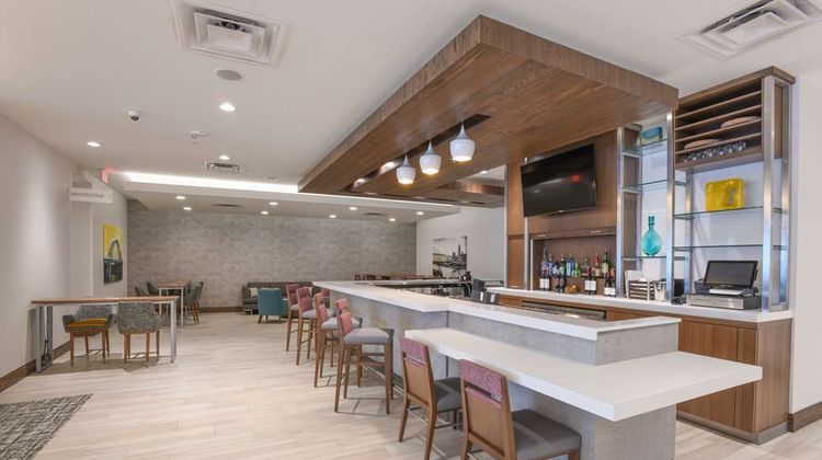 Hilton Garden Inn Cincinnati Midtown Restaurant