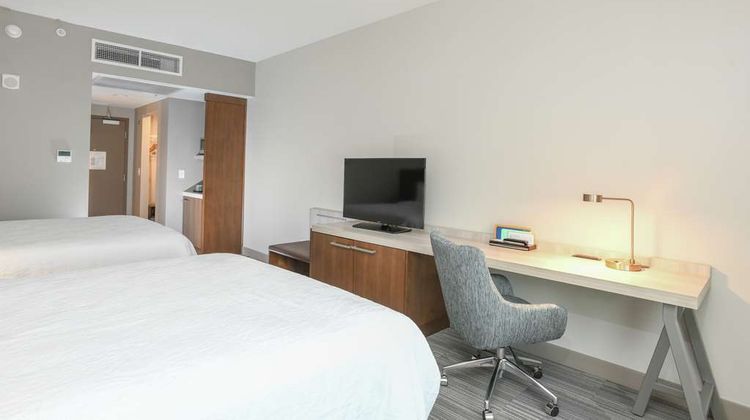 Hilton Garden Inn Cincinnati Midtown Room