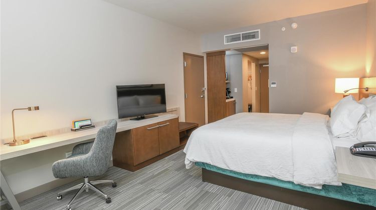 Hilton Garden Inn Cincinnati Midtown Room
