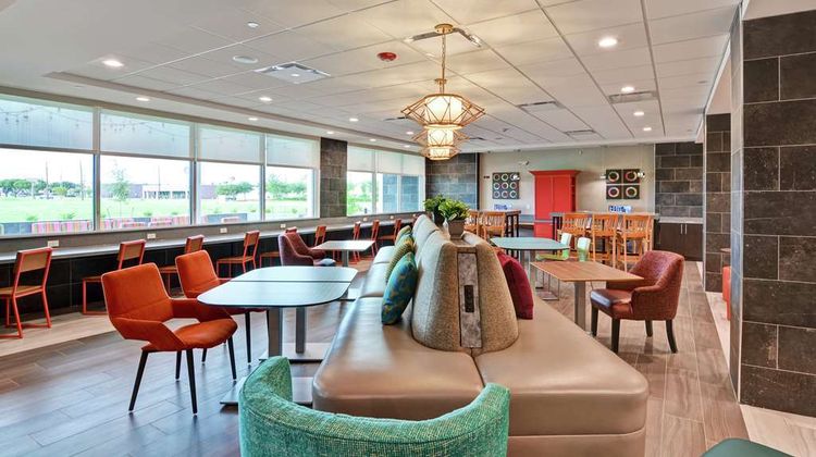 Home2 Suites by Hilton LaPorte Lobby