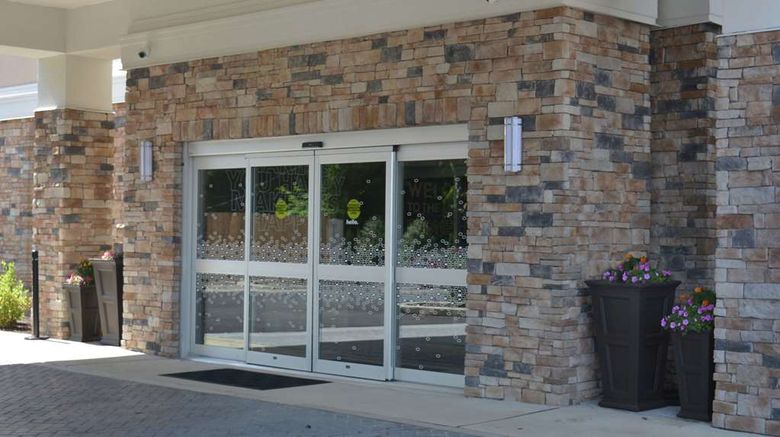 <b>Hampton Inn & Suites Philadelphia/Media Exterior</b>. Images powered by <a href="https://iceportal.shijigroup.com/" title="IcePortal" target="_blank">IcePortal</a>.