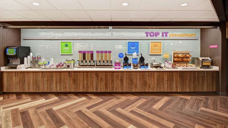 <b>Tru by Hilton Syracuse-Camillus Restaurant</b>. Images powered by <a href="https://iceportal.shijigroup.com/" title="IcePortal" target="_blank">IcePortal</a>.