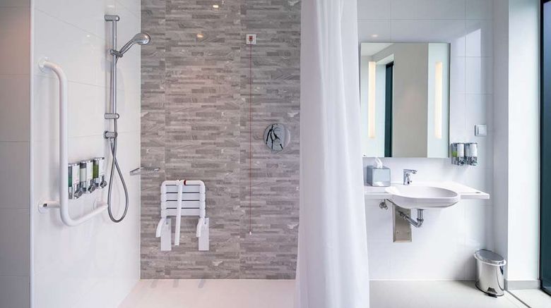 <b>Hampton by Hilton Warsaw Mokotow Room</b>. Images powered by <a href="https://iceportal.shijigroup.com/" title="IcePortal" target="_blank">IcePortal</a>.