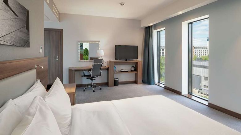 <b>Hampton by Hilton Warsaw Mokotow Room</b>. Images powered by <a href="https://iceportal.shijigroup.com/" title="IcePortal" target="_blank">IcePortal</a>.