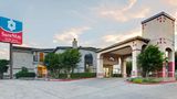 SureStay Plus Hotel San Antonio Airport Exterior