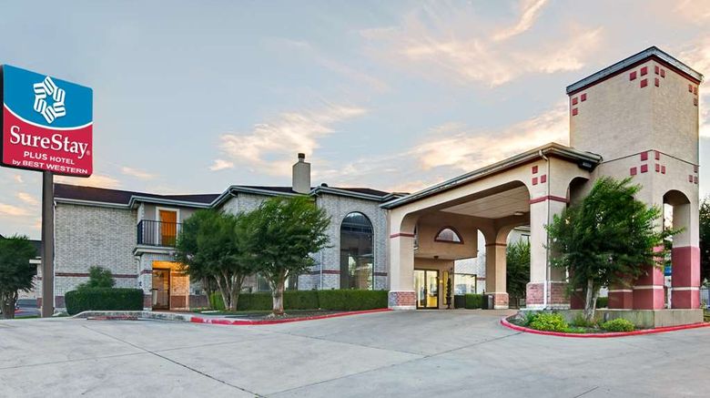 <b>SureStay Plus Hotel San Antonio Airport Exterior</b>. Images powered by <a href="https://iceportal.shijigroup.com/" title="IcePortal" target="_blank">IcePortal</a>.