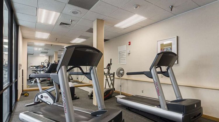 Red Lion Hotel & Conference Cnt Cheyenne Health