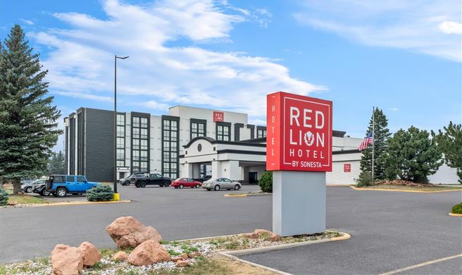 Red Lion Hotel & Conference Cnt Cheyenne Exterior
