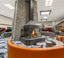Red Lion Hotel & Conference Cnt Cheyenne Lobby