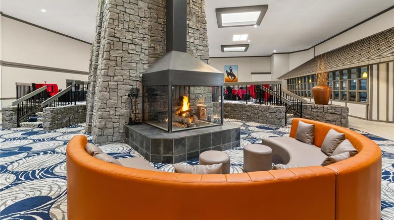 <b>Red Lion Hotel & Conference Cnt Cheyenne Lobby</b>. Images powered by <a href="https://iceportal.shijigroup.com/" title="IcePortal" target="_blank">IcePortal</a>.