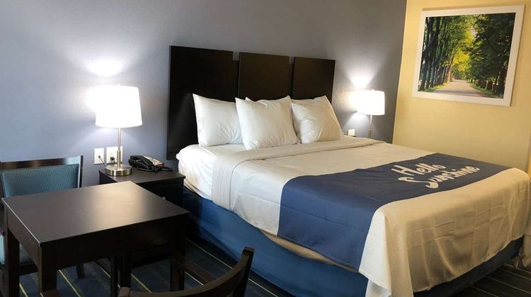 Days Inn by Wyndham Harpers Ferry Room