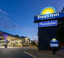 Days Inn by Wyndham Harpers Ferry Exterior