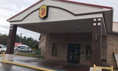 Super 8 Motel