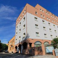 Hotel For You