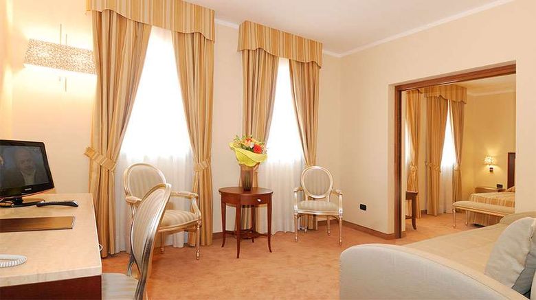 <b>Hotel For You Room</b>. Images powered by <a href="https://iceportal.shijigroup.com/" title="IcePortal" target="_blank">IcePortal</a>.