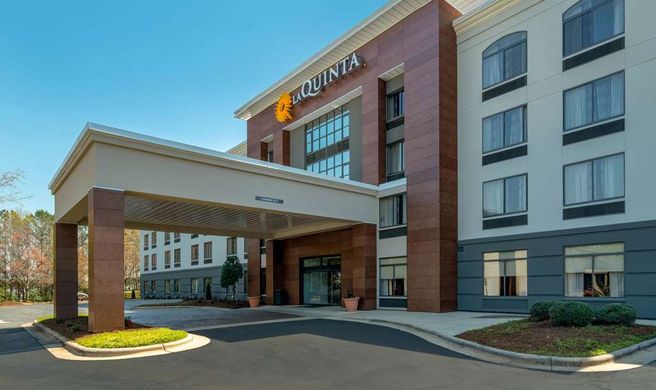 La Quinta Inn & Stes Raleigh Downtown N Exterior