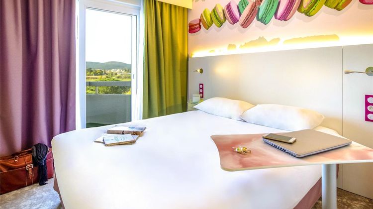 ibis Styles Frejus Saint-Raphael Room