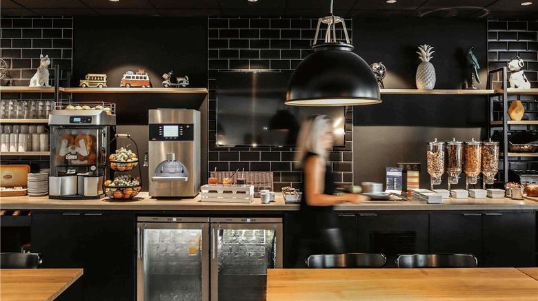 <b>Ibis Styles Clermont-Ferrand Restaurant</b>. Images powered by <a href="https://iceportal.shijigroup.com/" title="IcePortal" target="_blank">IcePortal</a>.