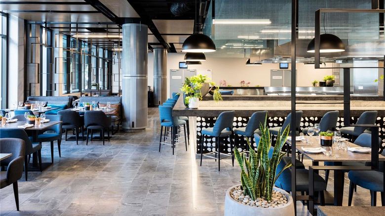 <b>Novotel Brisbane South Bank Hotel Restaurant</b>. Images powered by <a href="https://iceportal.shijigroup.com/" title="IcePortal" target="_blank">IcePortal</a>.