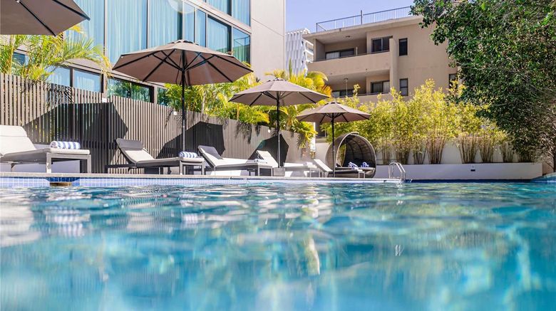 <b>Novotel Brisbane South Bank Hotel Pool</b>. Images powered by <a href="https://iceportal.shijigroup.com/" title="IcePortal" target="_blank">IcePortal</a>.