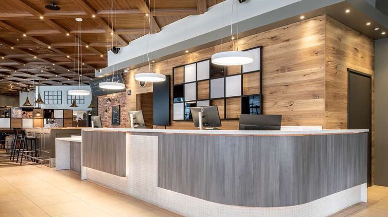 <b>Scandic Lahti City Lobby</b>. Images powered by <a href="https://iceportal.shijigroup.com/" title="IcePortal" target="_blank">IcePortal</a>.