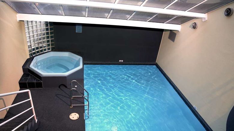 <b>Salamanca Inn Pool</b>. Images powered by <a href="https://iceportal.shijigroup.com/" title="IcePortal" target="_blank">IcePortal</a>.