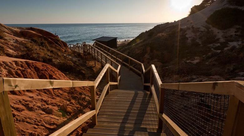 <b>Epic Sana Algarve Hotel Beach</b>. Images powered by <a href="https://iceportal.shijigroup.com/" title="IcePortal" target="_blank">IcePortal</a>.