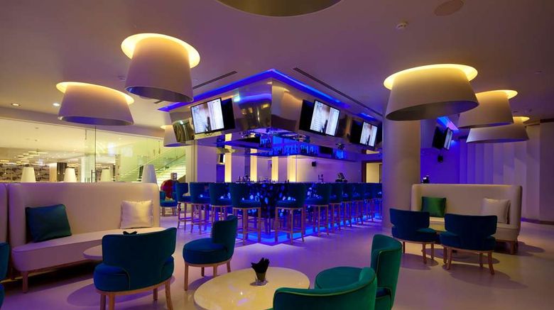 <b>Epic Sana Algarve Hotel Restaurant</b>. Images powered by <a href="https://iceportal.shijigroup.com/" title="IcePortal" target="_blank">IcePortal</a>.