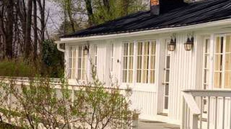 The Clifton Exterior