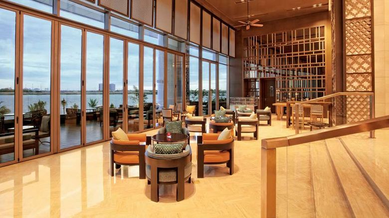 <b>Grand Hyatt Kochi Bolgatty Restaurant</b>. Images powered by <a href="https://iceportal.shijigroup.com/" title="IcePortal" target="_blank">IcePortal</a>.