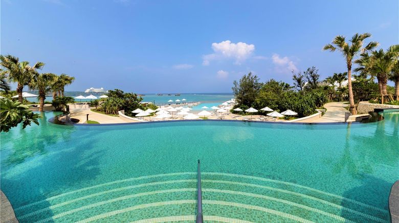 <b>Hyatt Regency Seragaki Island Okinawa Pool</b>. Images powered by <a href="https://iceportal.shijigroup.com/" title="IcePortal" target="_blank">IcePortal</a>.