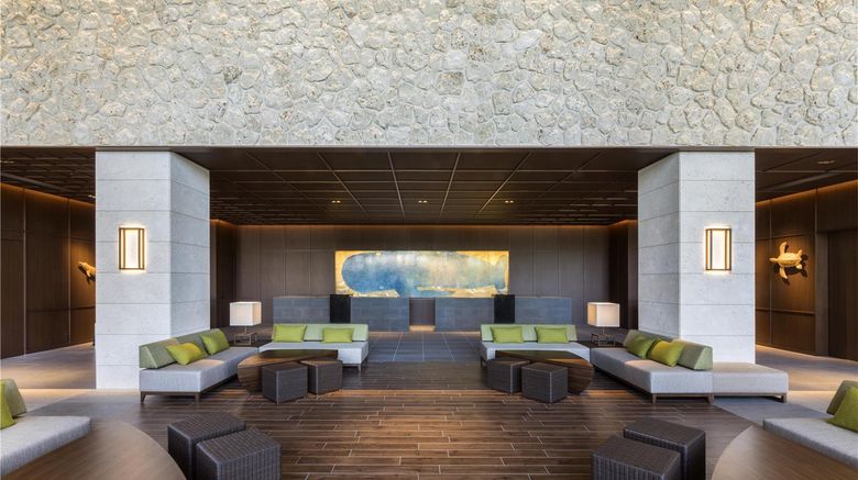 <b>Hyatt Regency Seragaki Island Okinawa Lobby</b>. Images powered by <a href="https://iceportal.shijigroup.com/" title="IcePortal" target="_blank">IcePortal</a>.