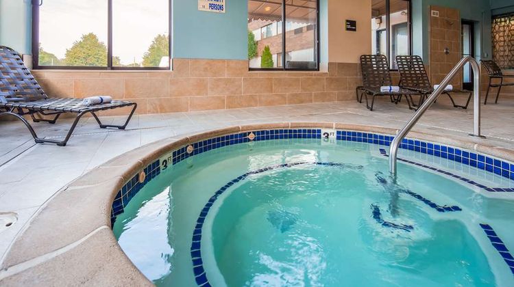 Best Western Warren Hotel Pool