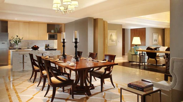<b>Hotel Tentrem Suite</b>. Images powered by <a href="https://iceportal.shijigroup.com/" title="IcePortal" target="_blank">IcePortal</a>.