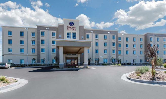Comfort Suites Denver Exterior
