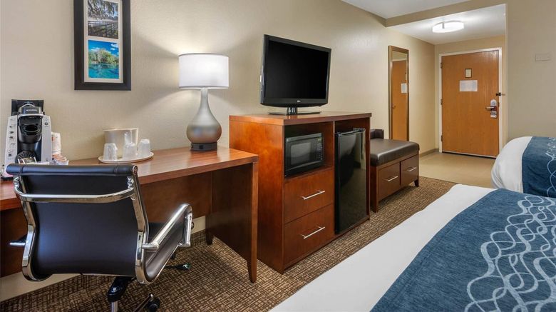 <b>Comfort Inn Ocala Room</b>. Images powered by <a href="https://iceportal.shijigroup.com/" title="IcePortal" target="_blank">IcePortal</a>.