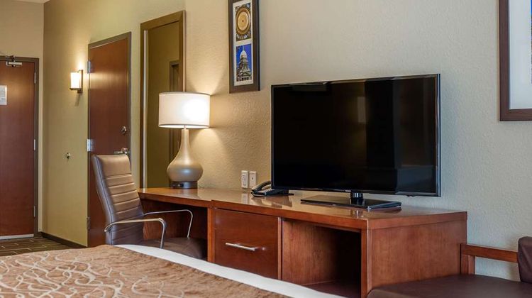Comfort Inn & Suites Boise Suite